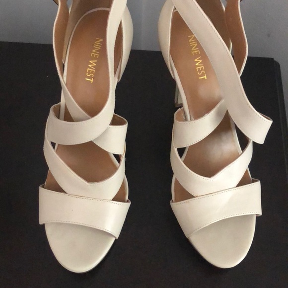 Nine West heels 👠 - Picture 2 of 6